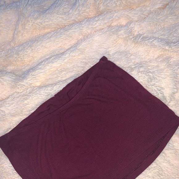 Burgundy strapless top - Picture 1 of 3